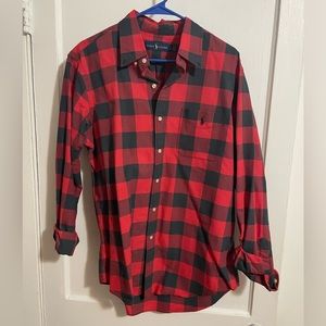 Polo size large no damages.